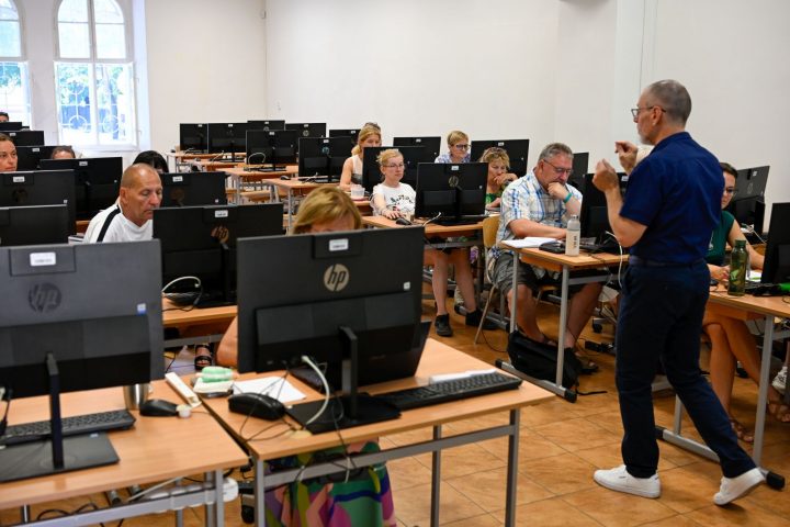 A XXXIV. JÓKAI MÓR NYÁRI EGYETEM, MI KÉPZÉS