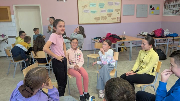 „FEJLESZD AZ ESZED!”