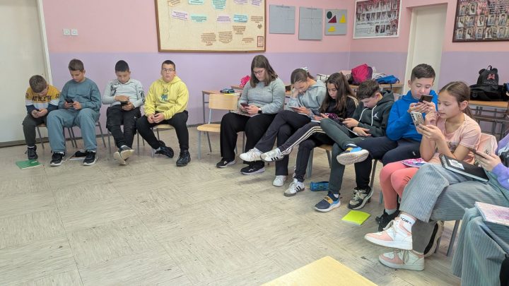 „FEJLESZD AZ ESZED!”